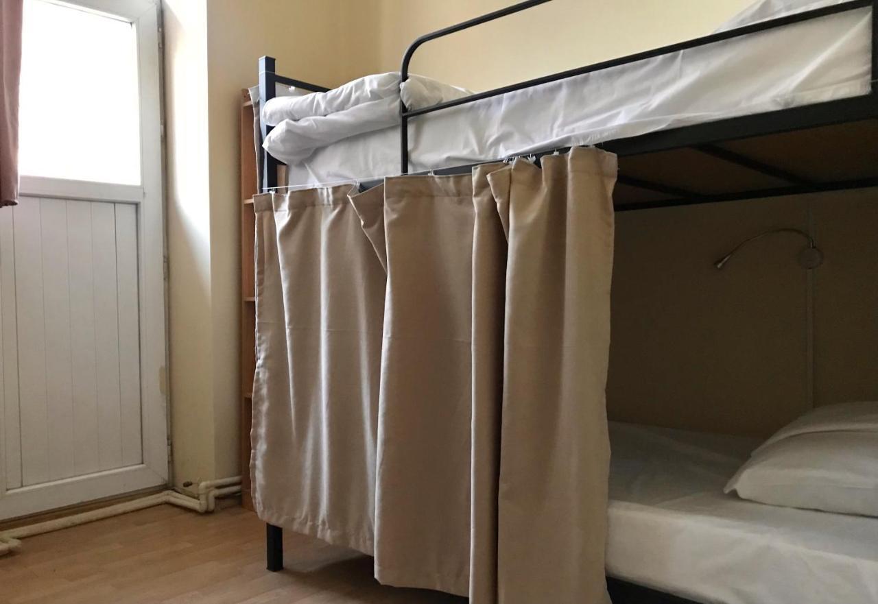 Wine Hostel ティビリシ エクステリア 写真