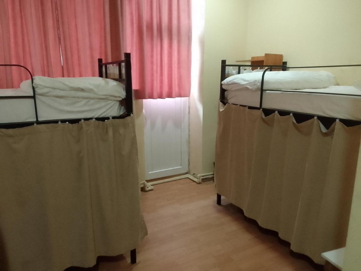 Wine Hostel ティビリシ エクステリア 写真