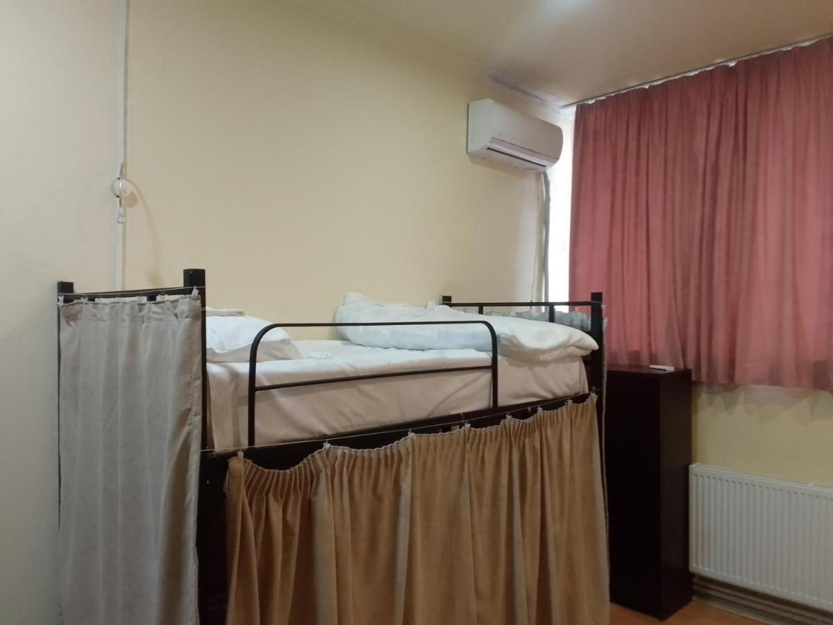 Wine Hostel ティビリシ エクステリア 写真