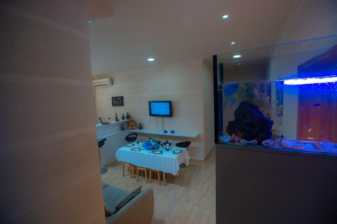 Wine Hostel ティビリシ エクステリア 写真
